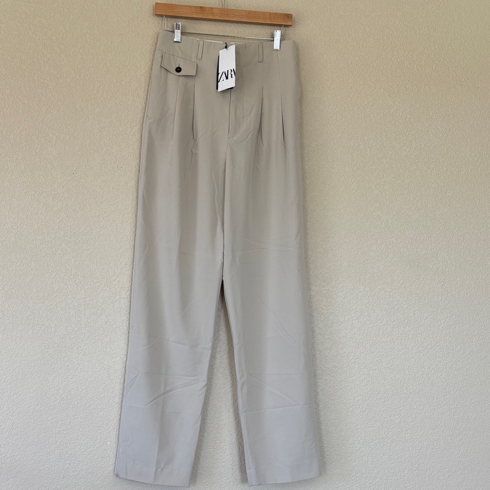 Zara Pleated High Rise Women’s Trousers. NWT - Picture 2 of 5